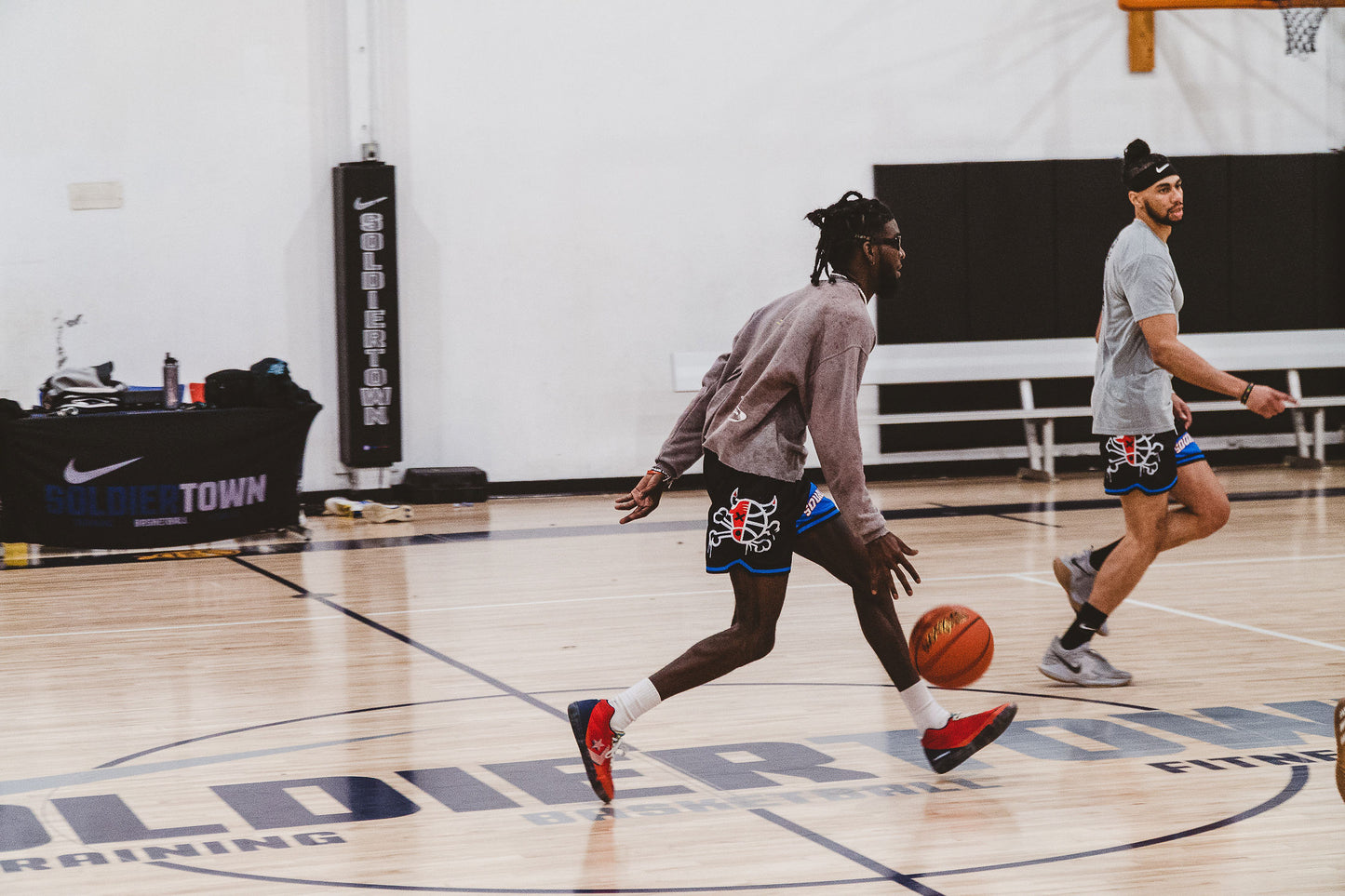 SQDN X BULLIES Shorts "BLACK"