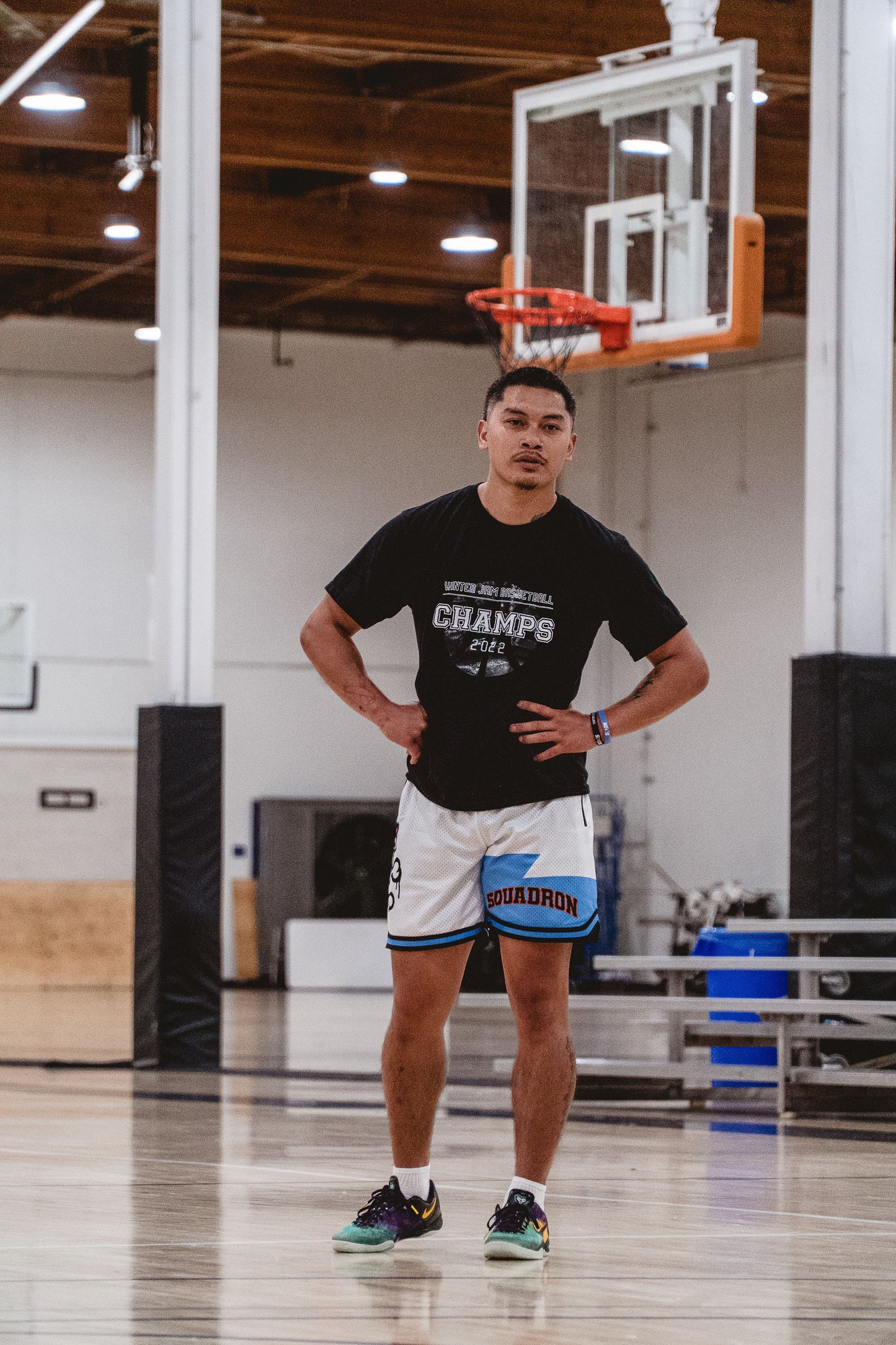 SQDN X BULLIES Shorts "WHITE"